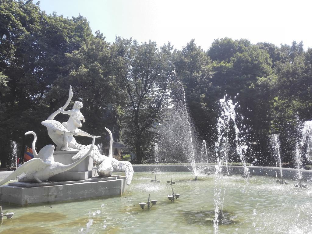 Delice Hotell Lviv Exteriör bild
